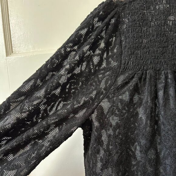 L Black Lace Flowy Mock Neck Blouse - Picture 4 of 6